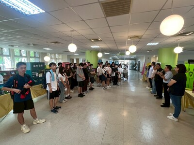 LINE_ALBUM_20251008 圖書館1F_SDGs開幕式_251020_13